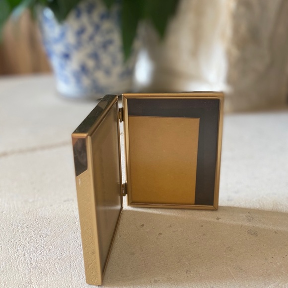 Vintage Brass Picture Frame 3 x 5in - Picture 2 of 6